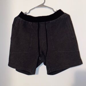 At Ease Short 7” Linerless